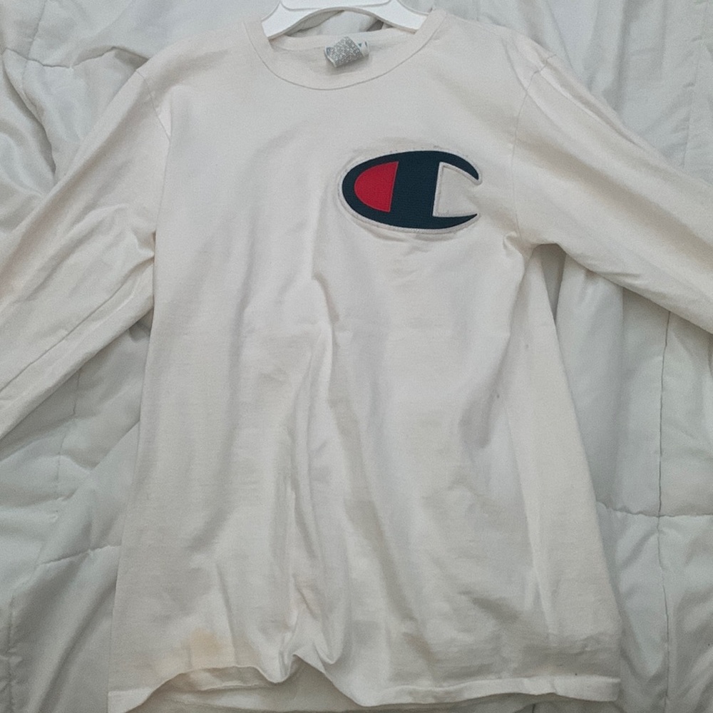 Long white Sleeve champion shirt